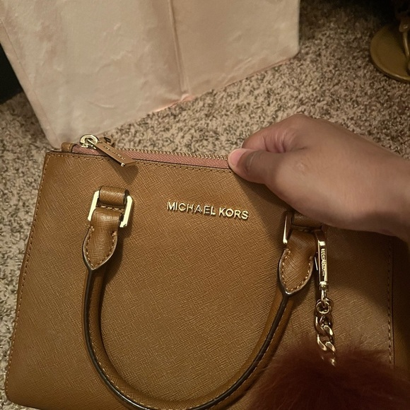 Michael Kors Tan Leather Crossbody Bag - Picture 4 of 4